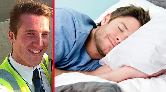 Uno steward ha praticato del sesso orale ad un uomo che dormiva Uno steward ha fatto del sesso orale ad un uomo mentre lui dormiva
