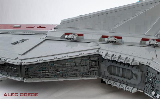 Alec Doede realizza incrociatore pesante di Star Wars in LEGO