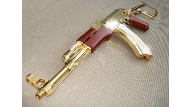 Le armi d'oro di Saddam Hussein's - 1