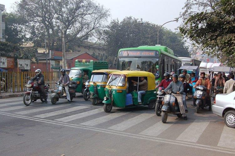 La foto di un incrocio in India