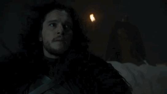 Jon Snow preoccupato sulla Barriera