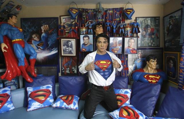 Herbert Chavez e la sua collezione dedicata a Superman