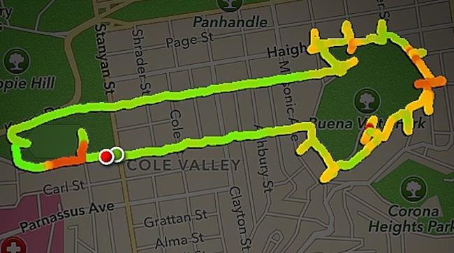 Claire e i peni disegnati con il GPS a San Francisco Claire disegna peni con il GPS a San Francisco