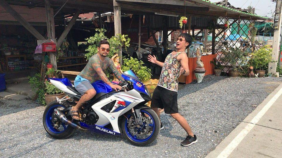Un fan di Dragon Ball ha tatuato tutto il suo corpo con immagini della serie