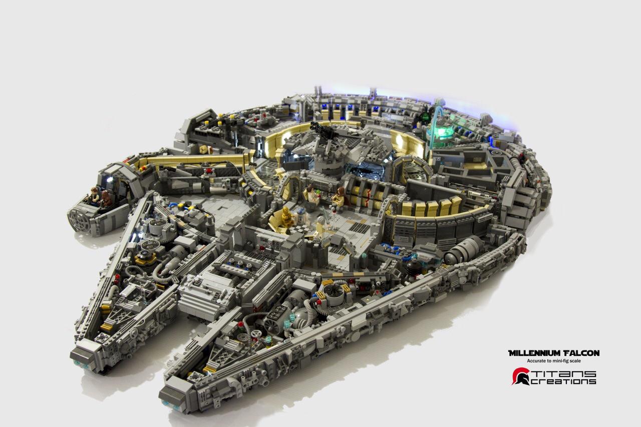 Millennium Falcon fatto coi LEGO