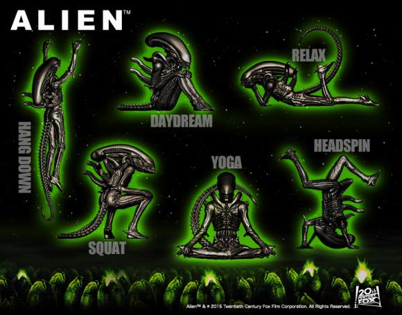 Lo xenomorfo di Alien si mette in posa per un set di mini-figures Le mini-figures con lo xenomorfo di Alien