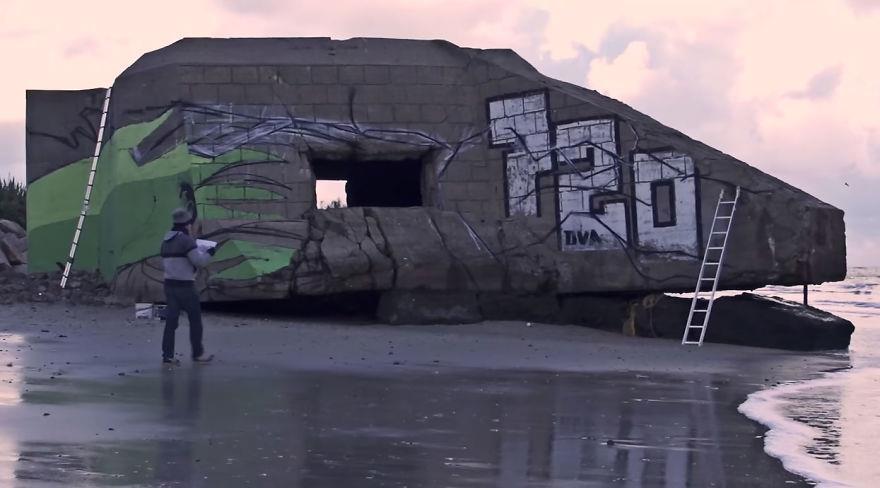 Ecco com'era la struttura prima dell'arrivo dei due street artist.
