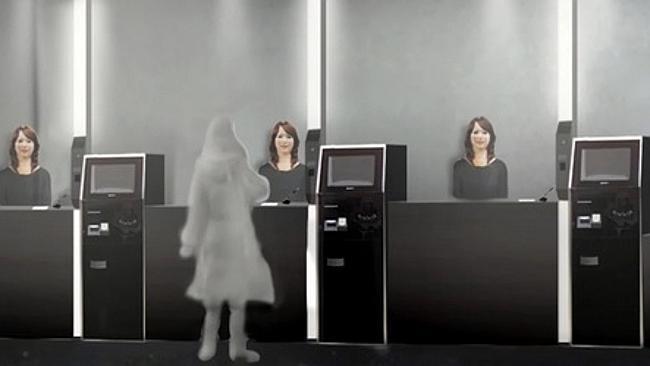 Il front desk dell'Henn-na Hotel in una simulazione