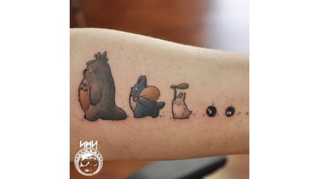 Personaggi Ghibli in fila tatuaggio