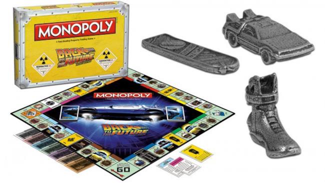 Hasbro svela il Monopoly di Ritorno al Futuro Uno sguardo al Monopoly di Ritorno al Futuro