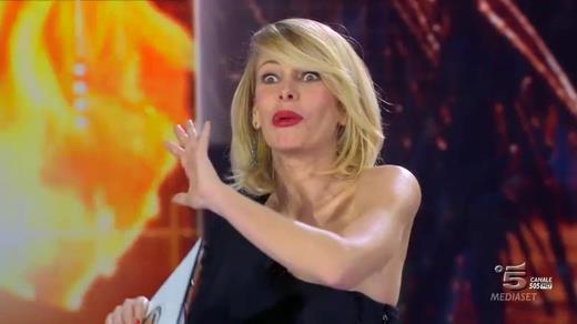Alessia Marcuzzi all'Isola dei Famosi