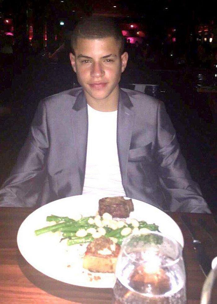 Una cena lussuosa per Nathan