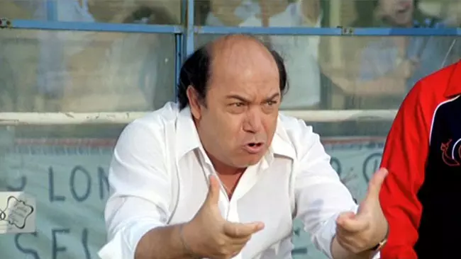 Fantacalcio online, i migliori siti Fantacalcio online - una scena de L'Allenatore nel pallone