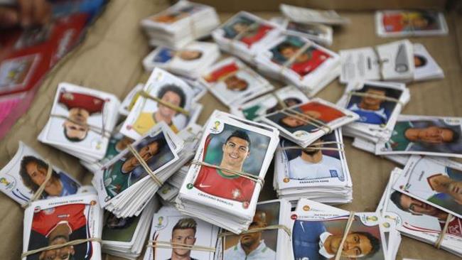 Furto alla Panini, rubati 638 box di figurine Lotto di figurine calciatori Panini