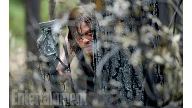 Daryl durante una fuga nella sesta stagione di The Walking Dead