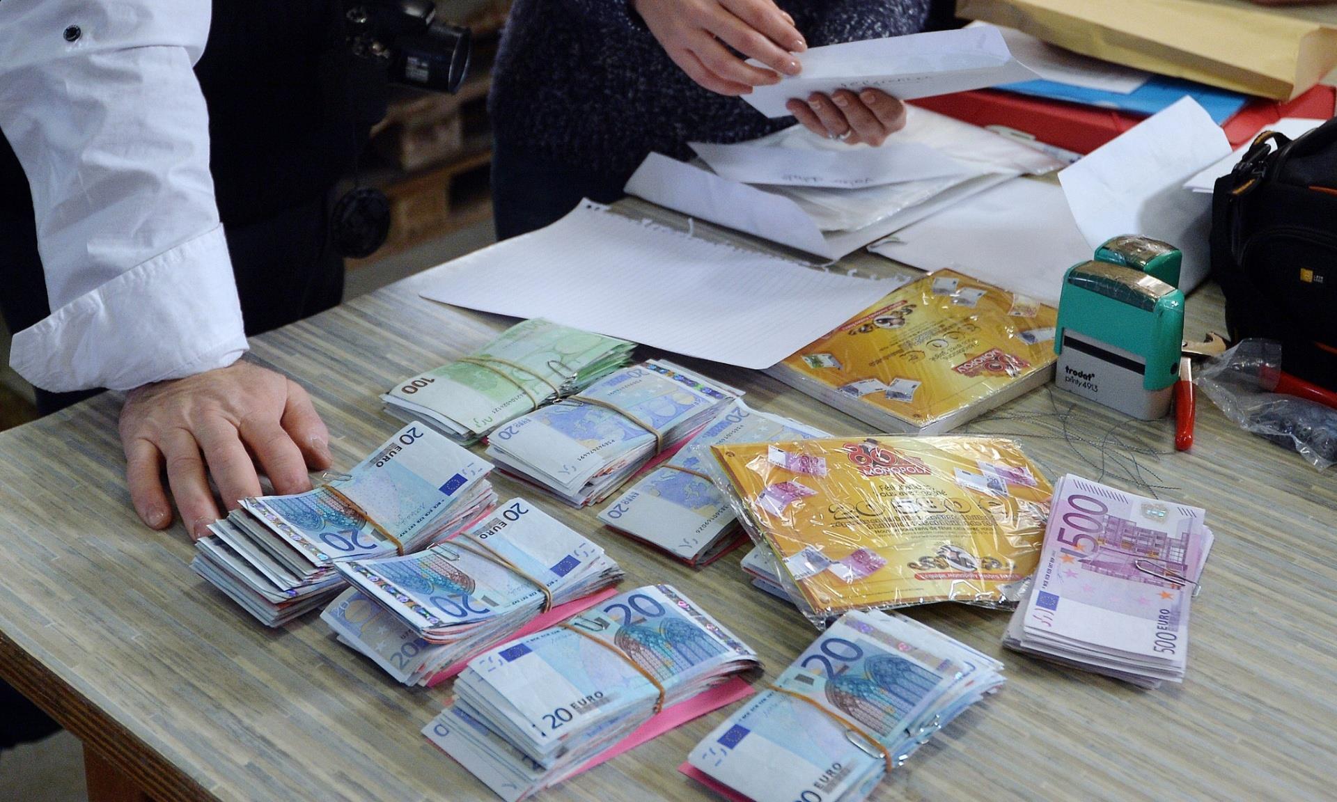 Le banconote dell'edizione sorpresa del Monopoly