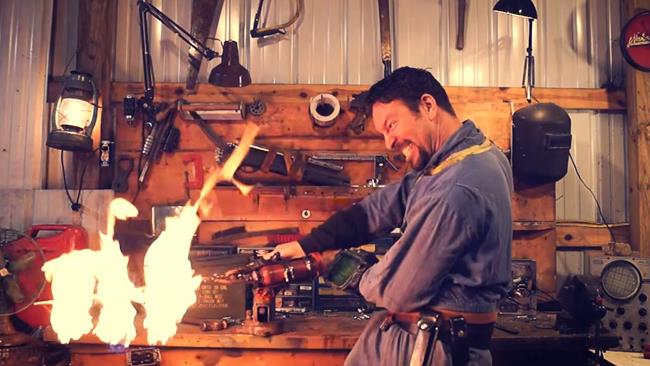 La Shishkebab incendiaria di Fallout 4 riprodotta da un fan Fan di Fallout 4 crea lo Shishkebab incendiario