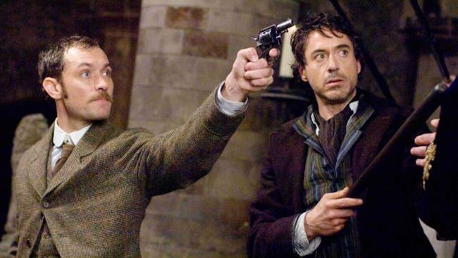 Holmes e Watson Robert Downey Jr. e Jude Law