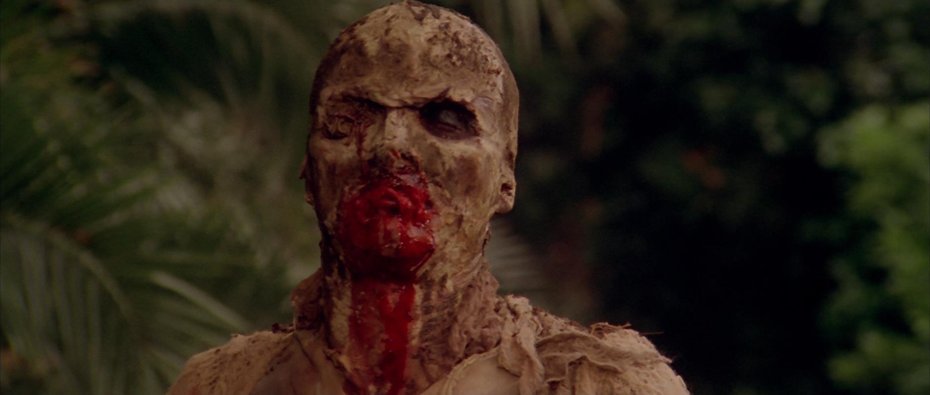 Una scena del film Zombi 2