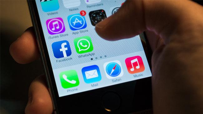 Immagini divertenti per WhatsApp da scaricare gratis / Gennaio 2018 Uno smartphone - Immagini divertenti per WhatsApp da scaricare gratis / Gennaio 2018