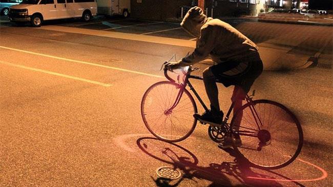 La prima immagine di Bikesphere, il sistema di sicurezza inventato da Michelin Bikesphere in funzione, il sistema di sicurezza inventato da Michelin