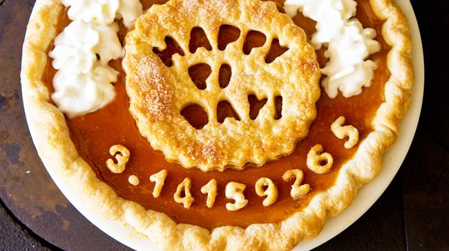 Il 14 marzo si festeggia il Pi Day in tutto il mondo, il giorno del 3,14 Torta in onore del Pi Day