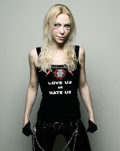 Angela Gossow in tutta la sua grinta