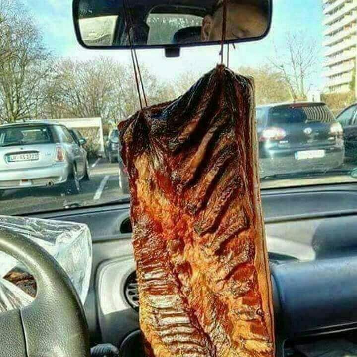 Immagini divertenti per WhatsApp - Un pezzo di carne come Arbre Magique