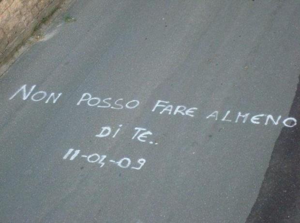Una scritta d'amore con errore di grammatica