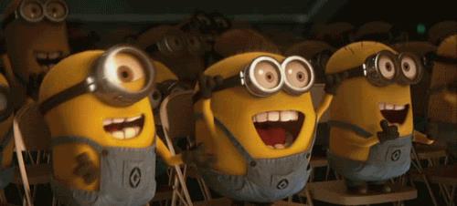 I minions che ridono - GIF di reazione ai commenti, le più divertenti da usare su Whatsapp e Facebook