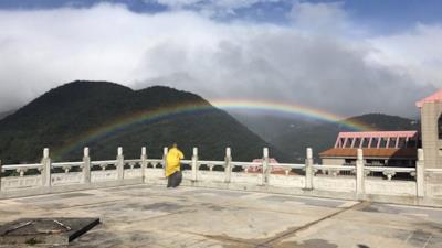 L'arcobaleno longevo in azione