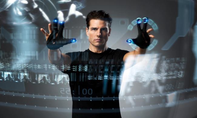 Electrick: la vernice che trasforma le superfici in touch screen Tom Cruise in una scena di Minority Report