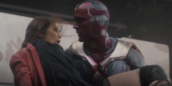 Scarlet Witch e Visione sono pronti a baciarsi Scarlet Witch e Visione in una scena dal film