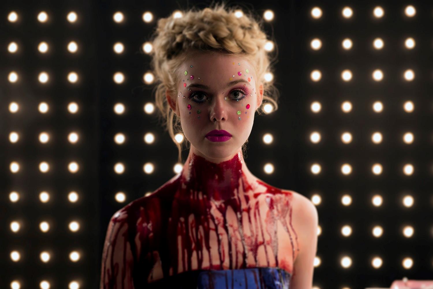 Nel cast del film The Neon Demon spiccano Elle Fanning e Keanu Reeves