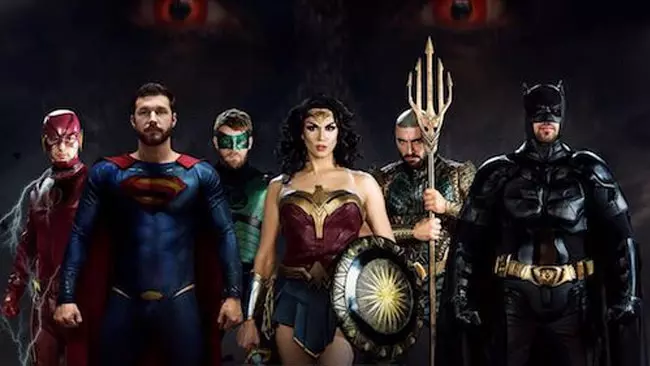 Justice League, arriva la parodia porno gay e il poster trash Il cast della parodia porno gay