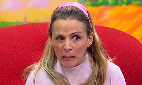 Gif donna fuori di testa
