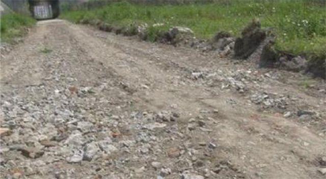 In Cina le strade vengono rubate