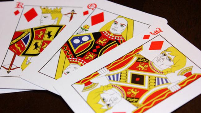 Il trono di spade si gioca a poker con le carte da gioco di Game of Thrones Le carte da gioco di Game of Thrones dipinte a mano, acquistabili online