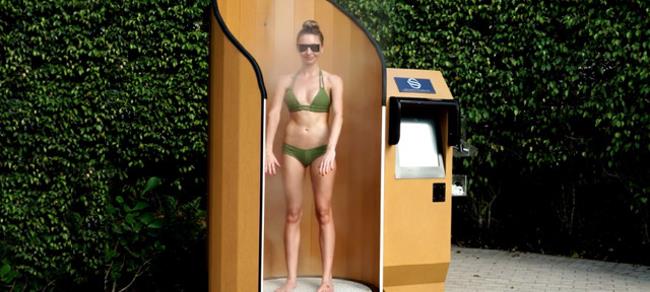 SnappyScreen vi risparmia la fatica di spalmare la crema solare Un'immagine pubblicitaria di SnappyScreen