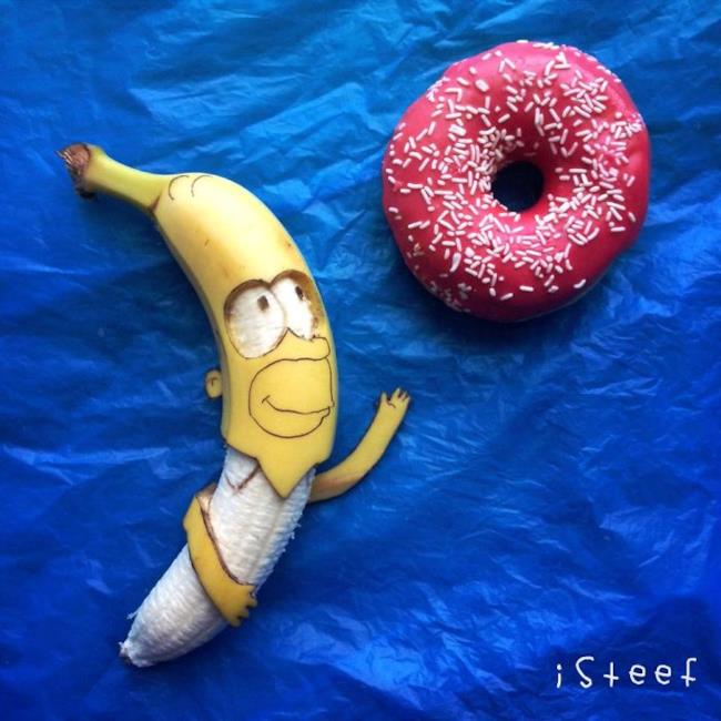 Homer Simpson con banana