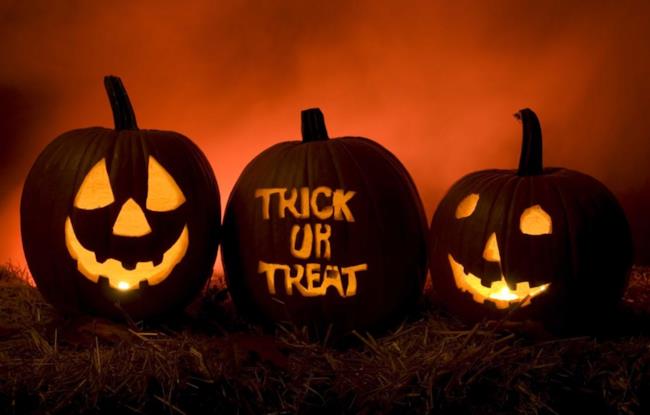 Gli scherzi di Halloween più paurosi Dolcetto o scherzetto: le zucche di Halloween.
