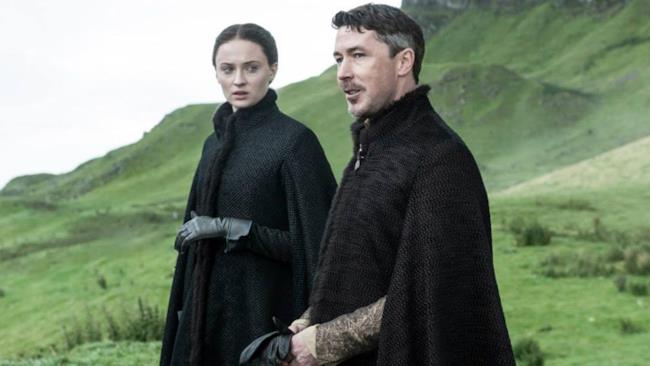 Titoli e sinossi dei primi episodi della quinta stagione di Game of Thrones Sansa e Ditocorto in Game of Thrones Stagione 5