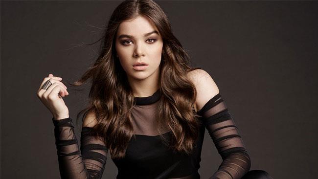 Hailee Steinfeld, attrice scelta per lo spin off Bumblebee L'attrice Hailee Steinfeld
