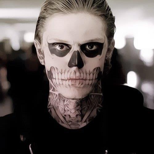 Evan Peters, protagonista di American Horror Story