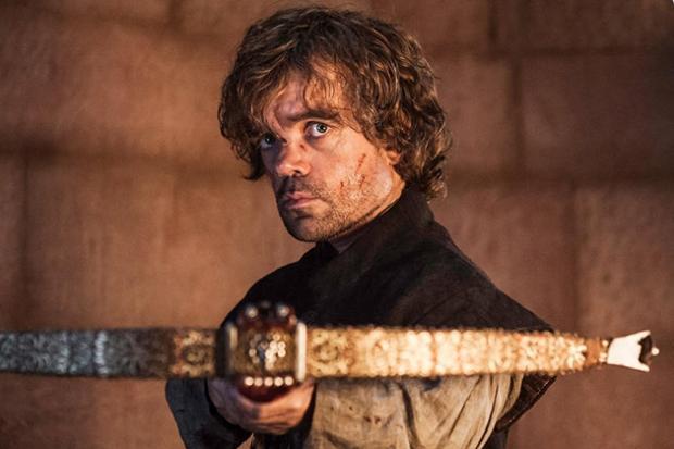 Tyrion segna il finale di stagione di Game of Thrones Tyrion Lannister nell'episodio finale di Game of Thrones