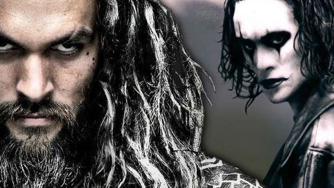 Jason Momoa, a sinistra, e Brandon Lee, a destra. La foto dei due "Corvi".