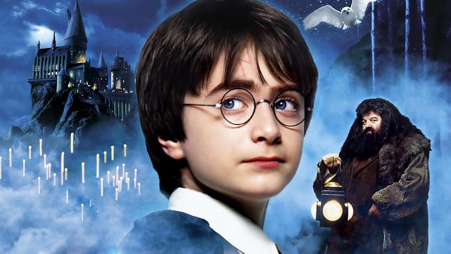 Harry Potter e le scritte magiche su Facebook Immagine tratta da Harry Potter e la pietra filosofale