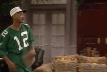 Una gif con Willie il Principe di Bel-Air - GIF di reazione ai commenti, le più divertenti da usare su whatsapp e Facebook