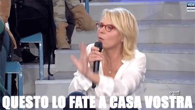 GIF Maria De Filippi a Uomini e Donne