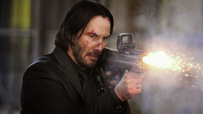 John Wick 2 esplorerà la doppia identità di Keanu Reeves Keanu Reeves in John Wick